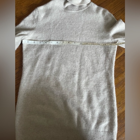 Talbots pure cashmere turtleneck sweater size S - Picture 8 of 9